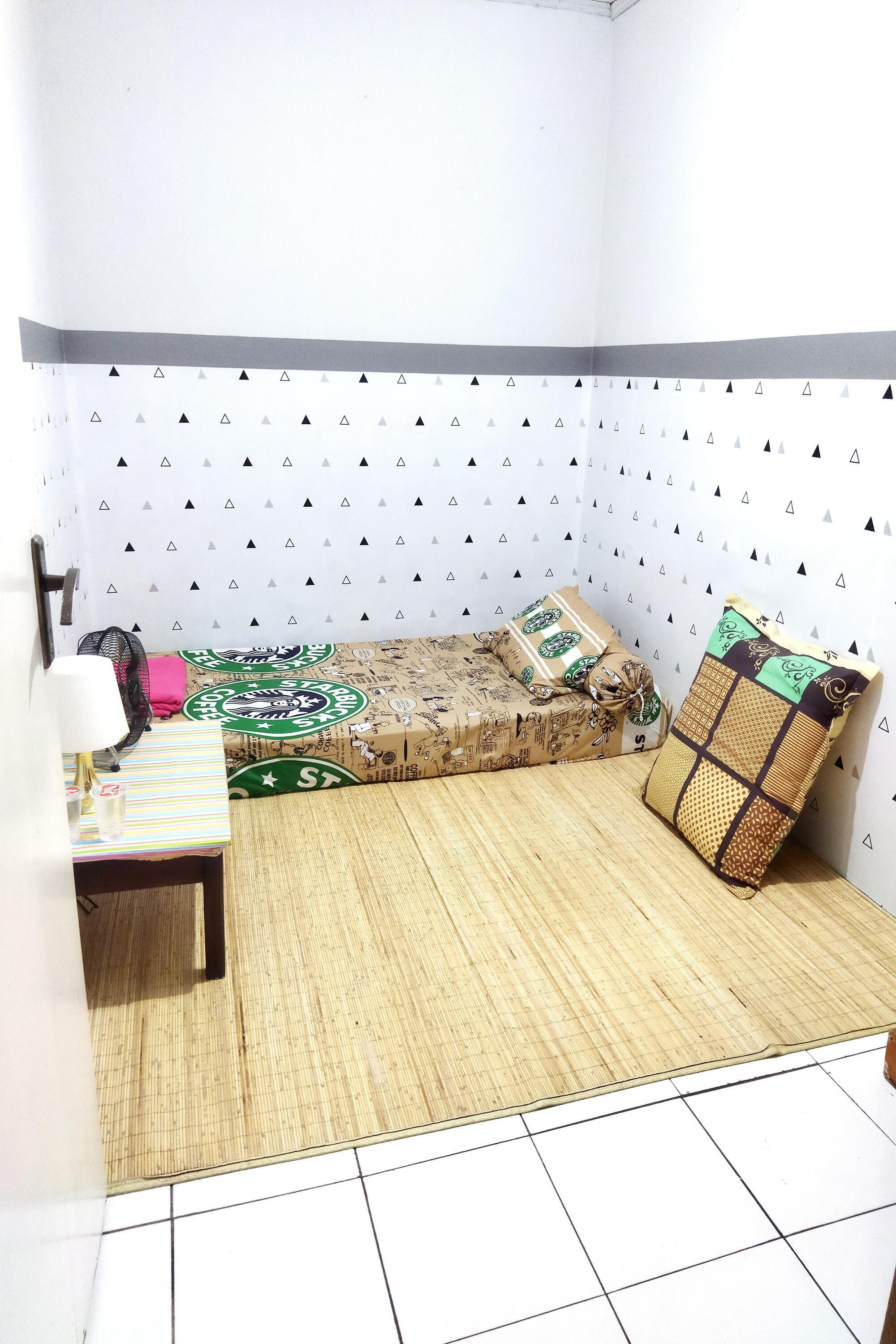 Hannah Room - Khusus Putri Bandung Exterior photo